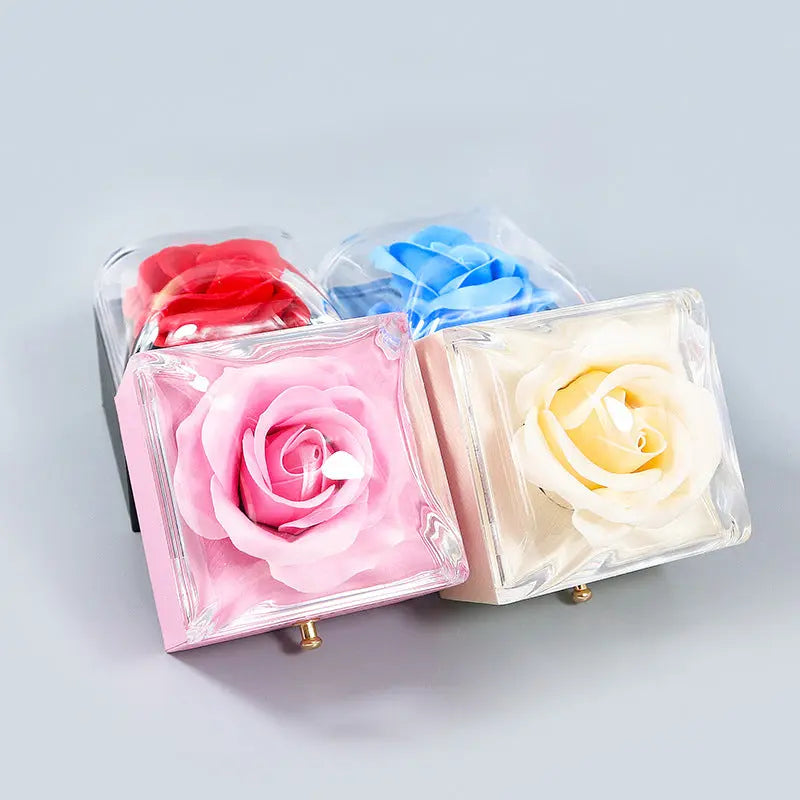 Kastīte ar rozi | ROSE null